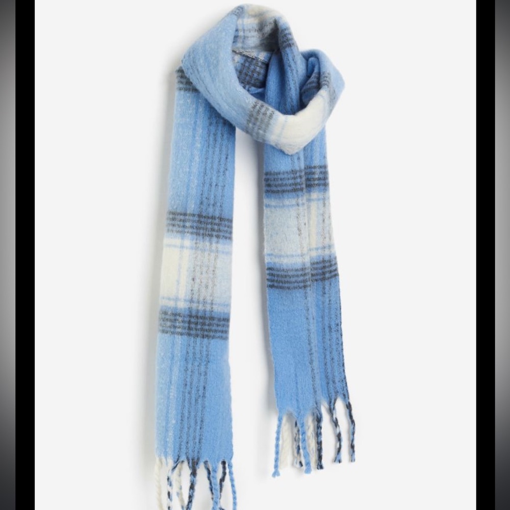 Blue oversized scarf